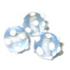 4 hellblaue Glasperlen mit weissen Tupfen