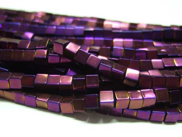 Hämatit Perlen Strang Würfel 3 mm violett glänzend 15753